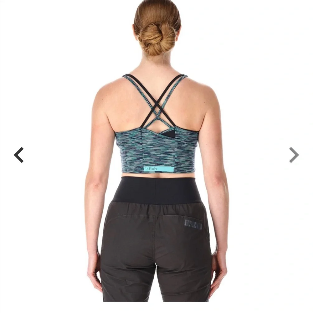 NWT- cropped workout tank - Picture 1 of 4